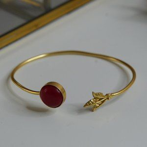 BRAND NEW GOLD PLATED WITH RAW STONE BOHEMIAN BRACELET YOU CANT MISS